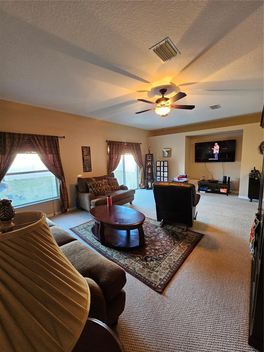 Image 6 of 61 For 13370 29th Circle