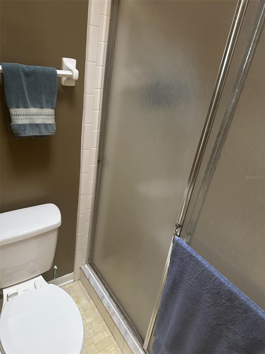 Image 16 of 43 For 10609 Wyndcliff Drive