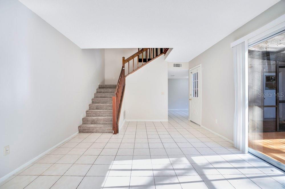 Image 4 of 38 For 4592 Lighthouse Circle 77