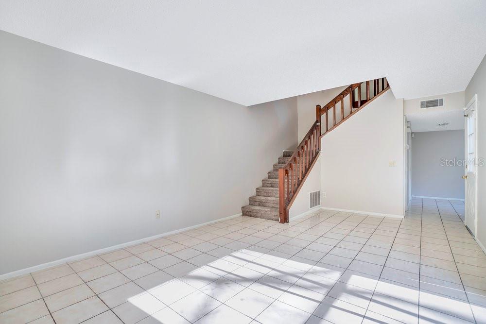 Image 5 of 38 For 4592 Lighthouse Circle 77