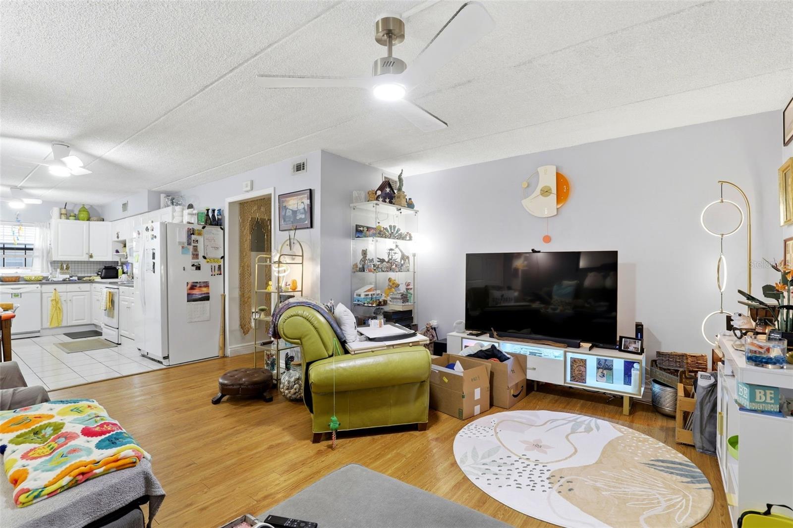 Image 14 of 28 For 525 Conway Road 70