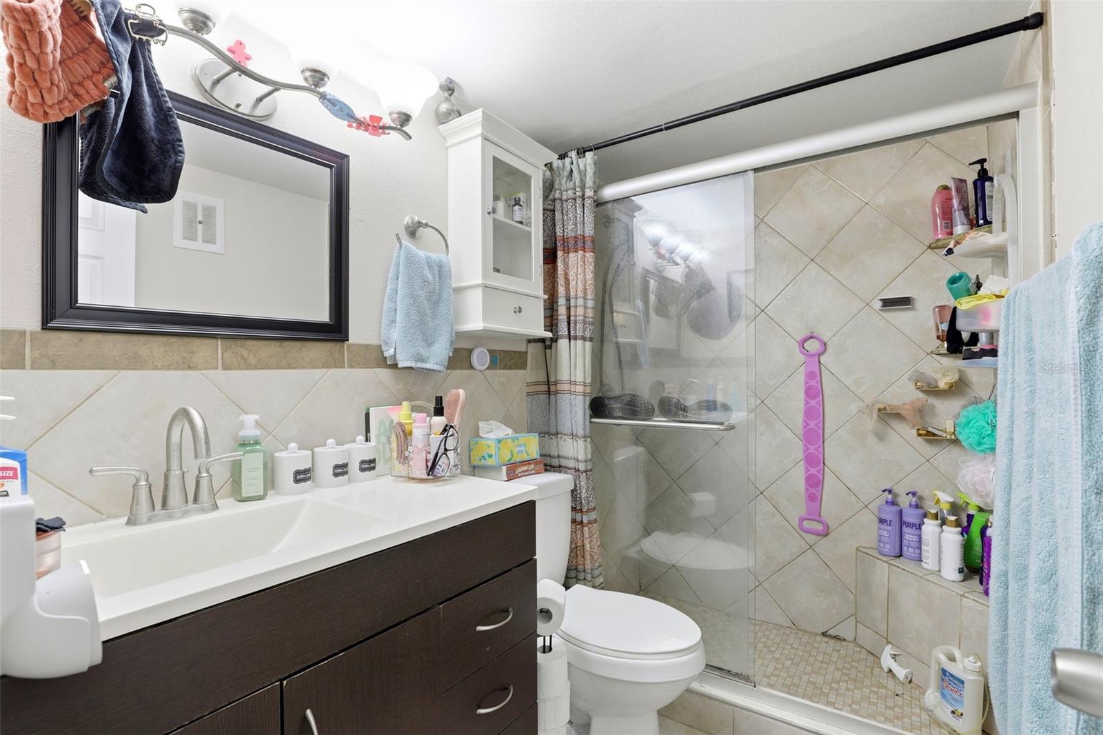 Image 4 of 28 For 525 Conway Road 70