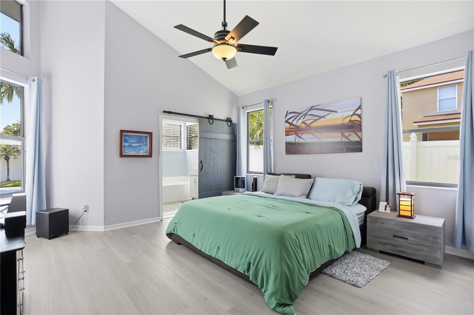 Image 13 of 30 For 3685 Gatlin Place Circle