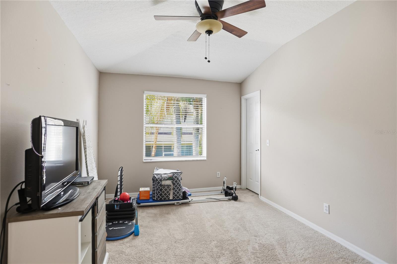 Image 21 of 30 For 3685 Gatlin Place Circle