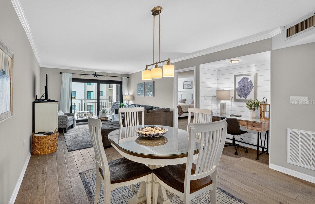 Image 10 of 47 For 1275 Ocean Shore Boulevard 206