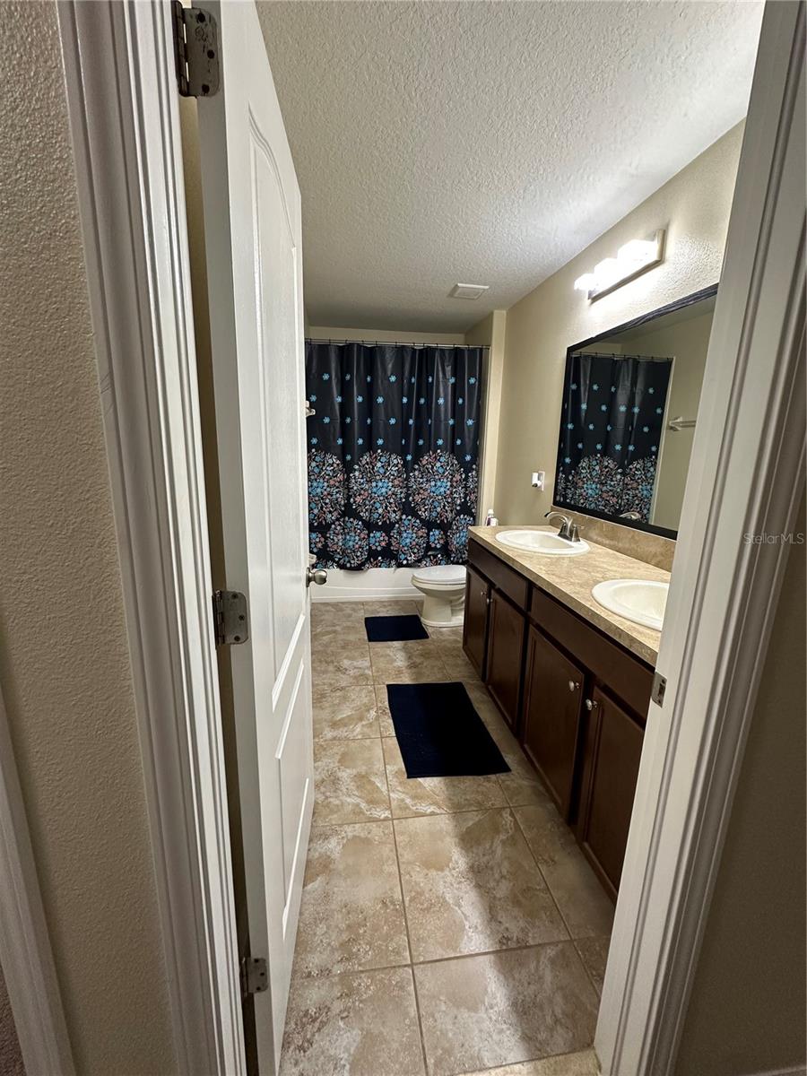 Image 23 of 28 For 1044 Alston Bay Boulevard