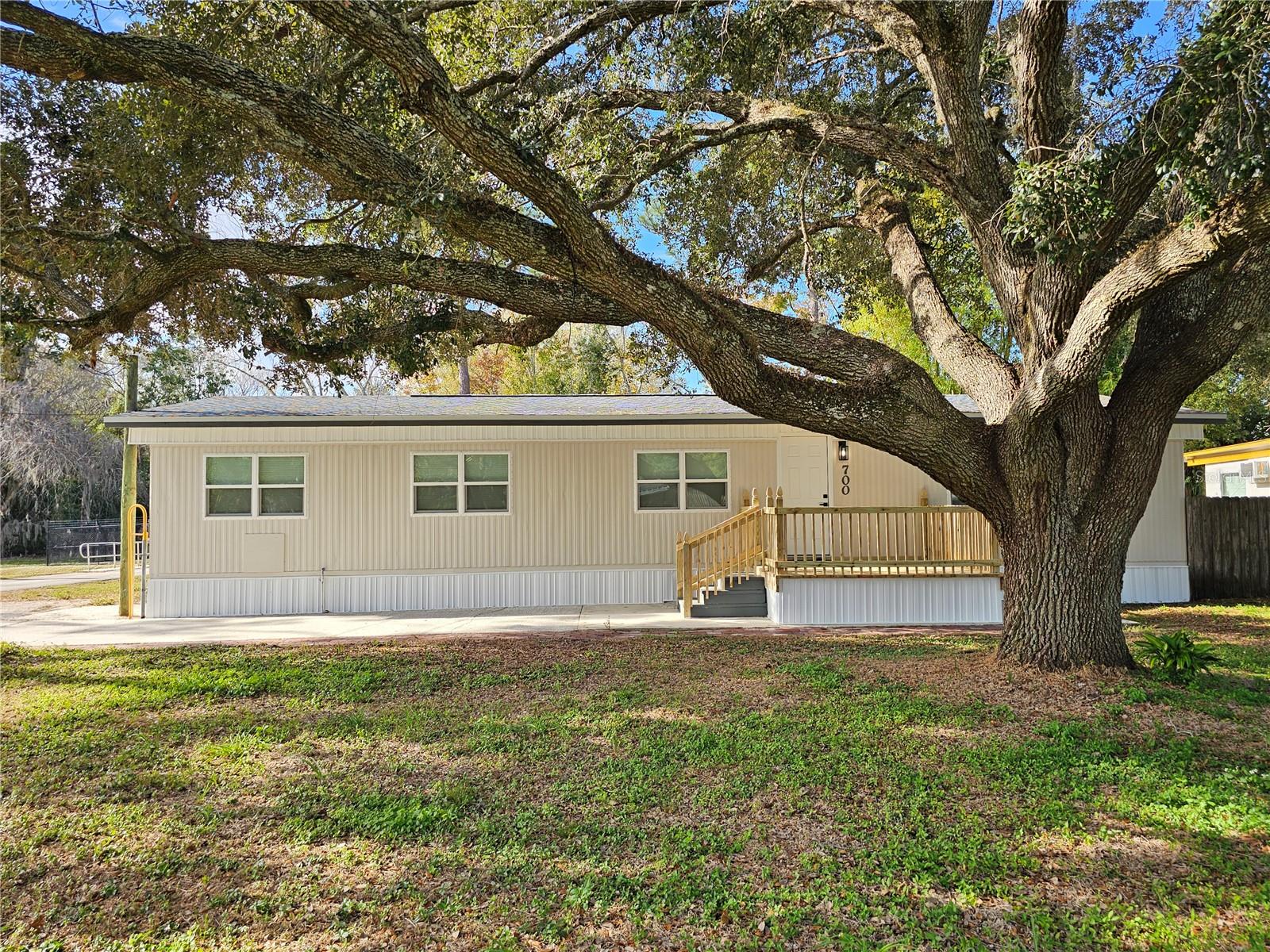 Image 2 of 74 For 700 Winter Park Drive