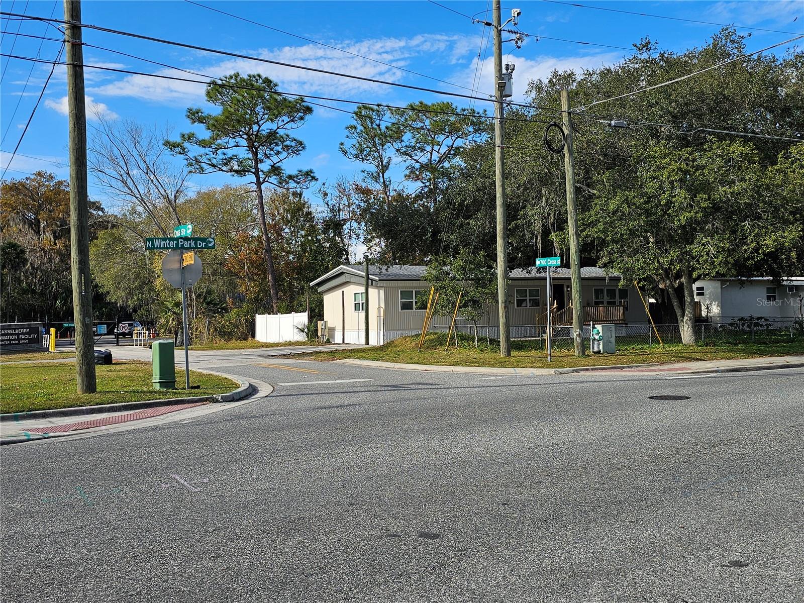 Image 4 of 74 For 700 Winter Park Drive