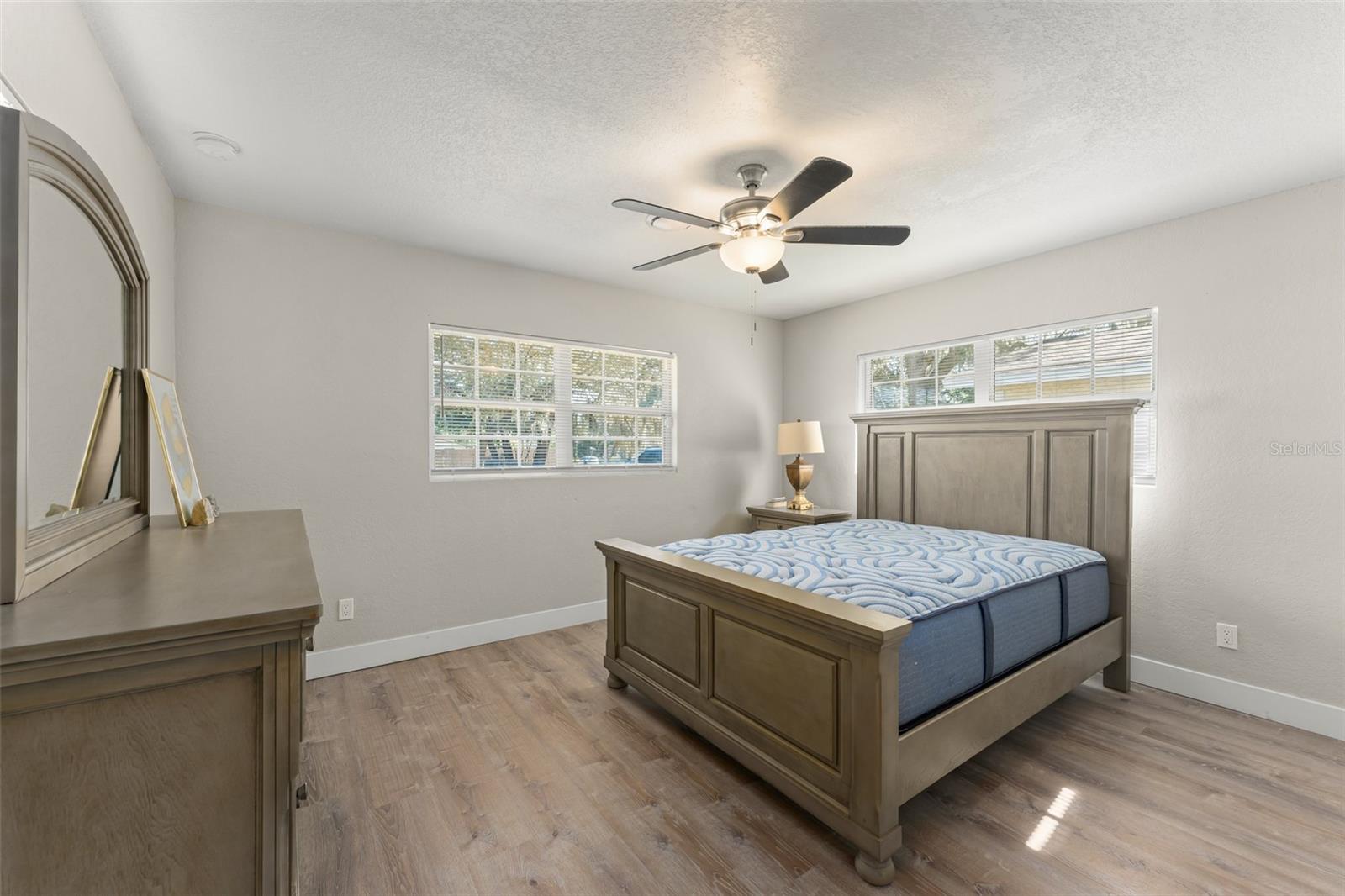 Image 16 of 27 For 2618 Grassmere Lane