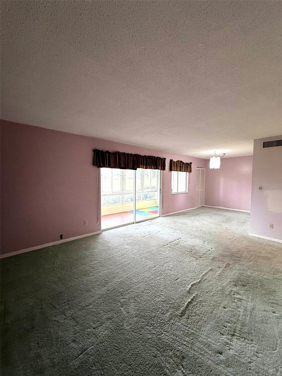 Image 11 of 33 For 566 Fairways Circle  A