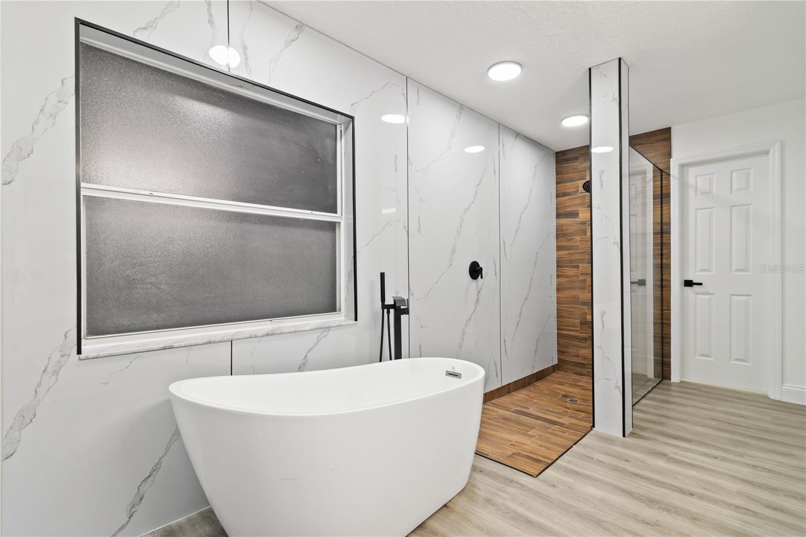 Image 14 of 35 For 742 Chamberlin Trail