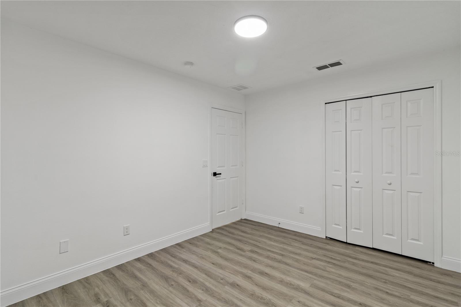 Image 24 of 35 For 742 Chamberlin Trail