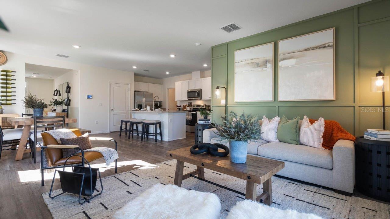 Image 8 of 30 For 4613 Barberry Avenue