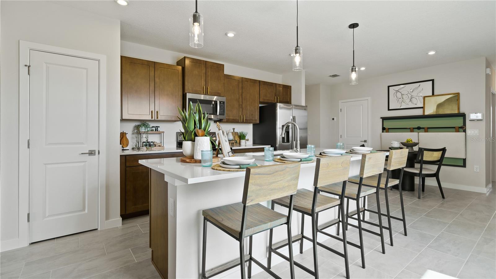 Image 18 of 44 For 1353 June Lake Loop