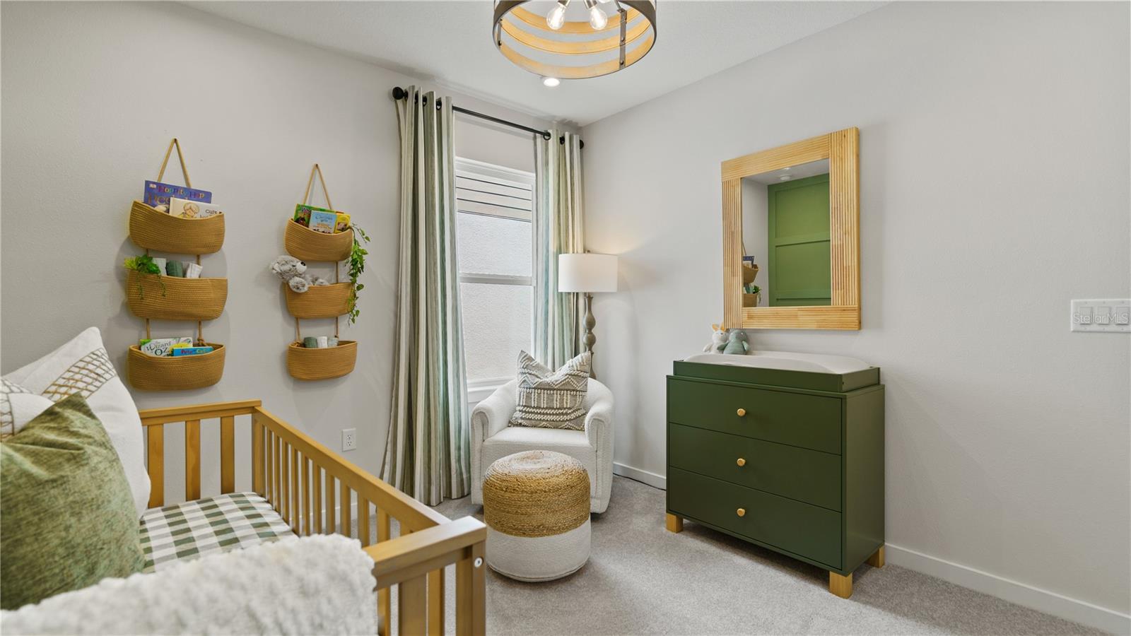 Image 33 of 44 For 1353 June Lake Loop