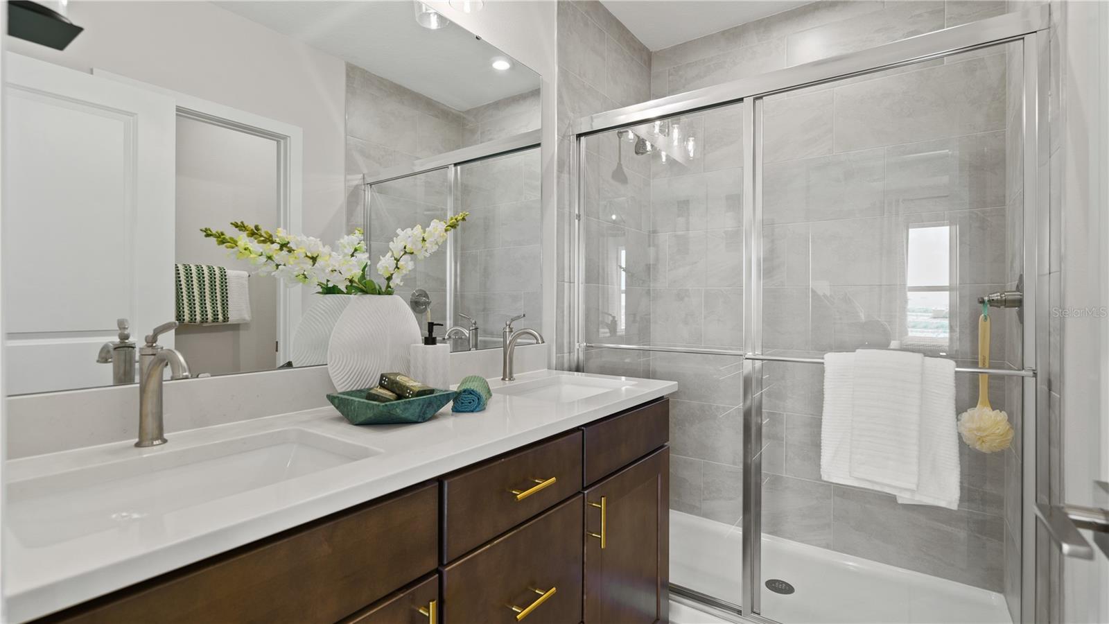 Image 39 of 44 For 1353 June Lake Loop