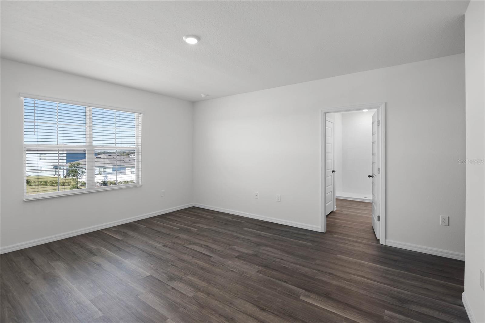 Image 14 of 37 For 1604 Hummingbird Road