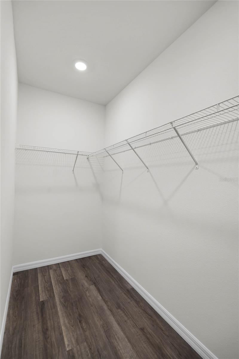 Image 16 of 37 For 1604 Hummingbird Road