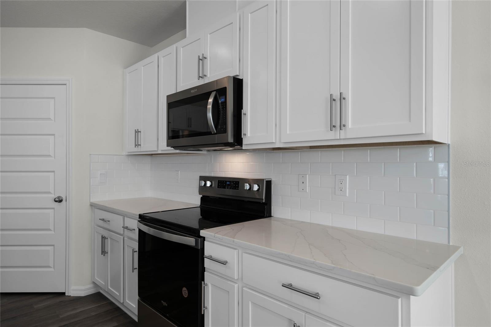 Image 5 of 37 For 1604 Hummingbird Road