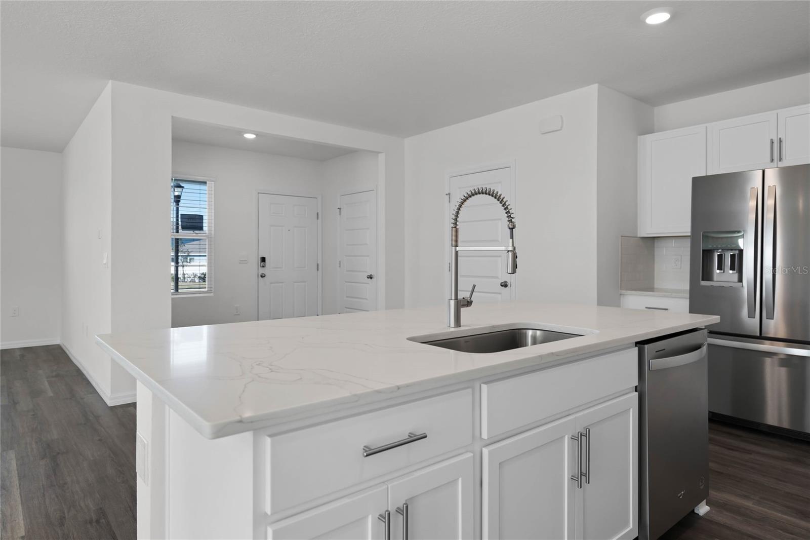 Image 6 of 37 For 1604 Hummingbird Road