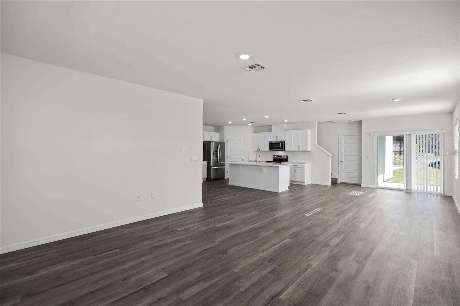 Image 8 of 37 For 1604 Hummingbird Road