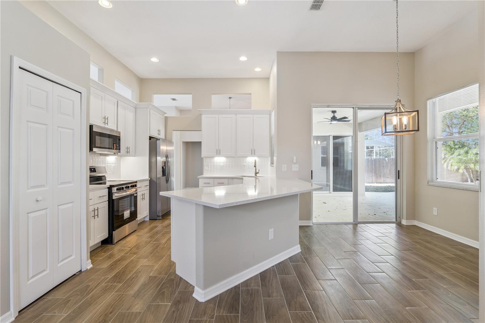 Image 13 of 44 For 2159 Westbourne Drive