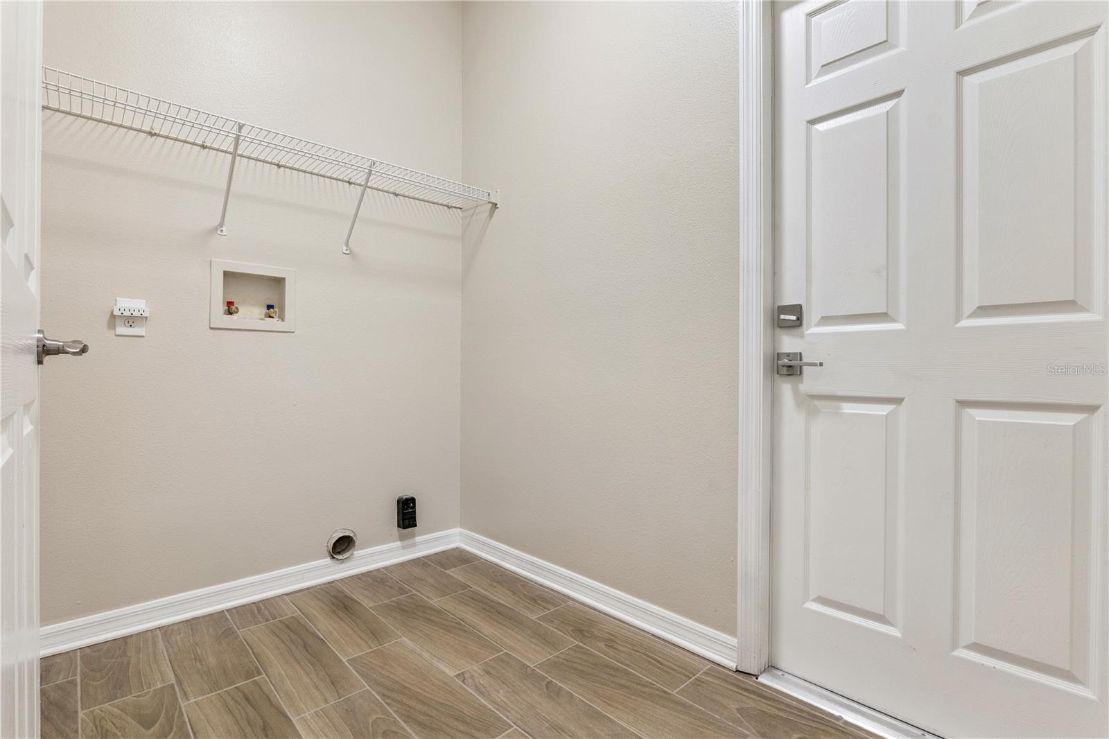 Image 37 of 44 For 2159 Westbourne Drive