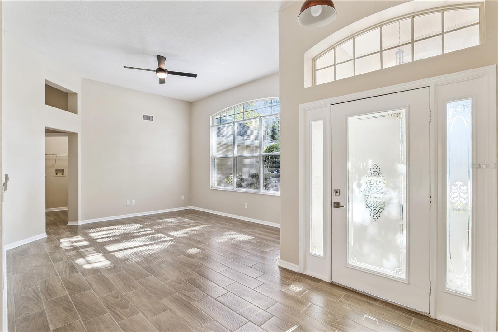 Image 4 of 44 For 2159 Westbourne Drive