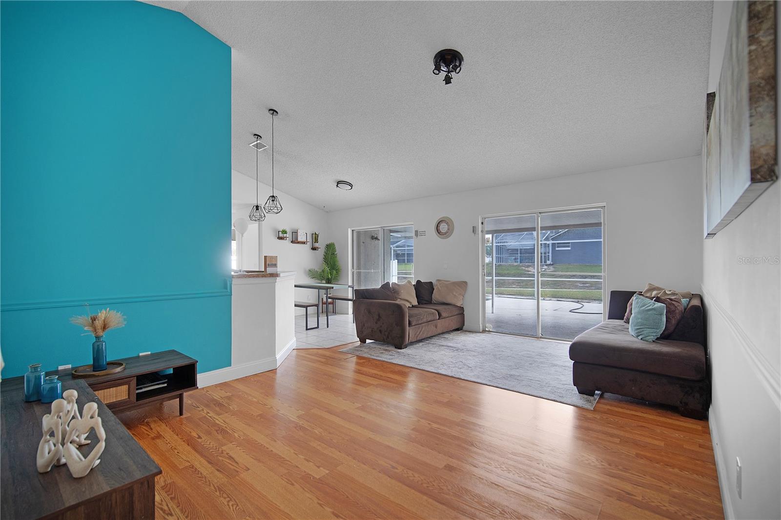 Image 23 of 44 For 1001 Lester Ridge Court