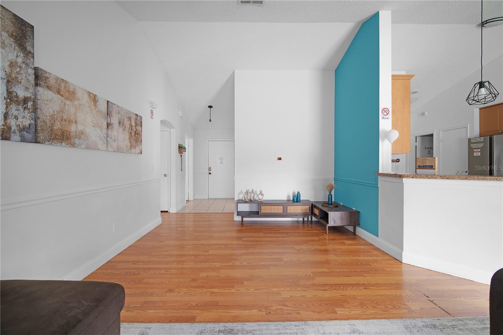 Image 26 of 44 For 1001 Lester Ridge Court