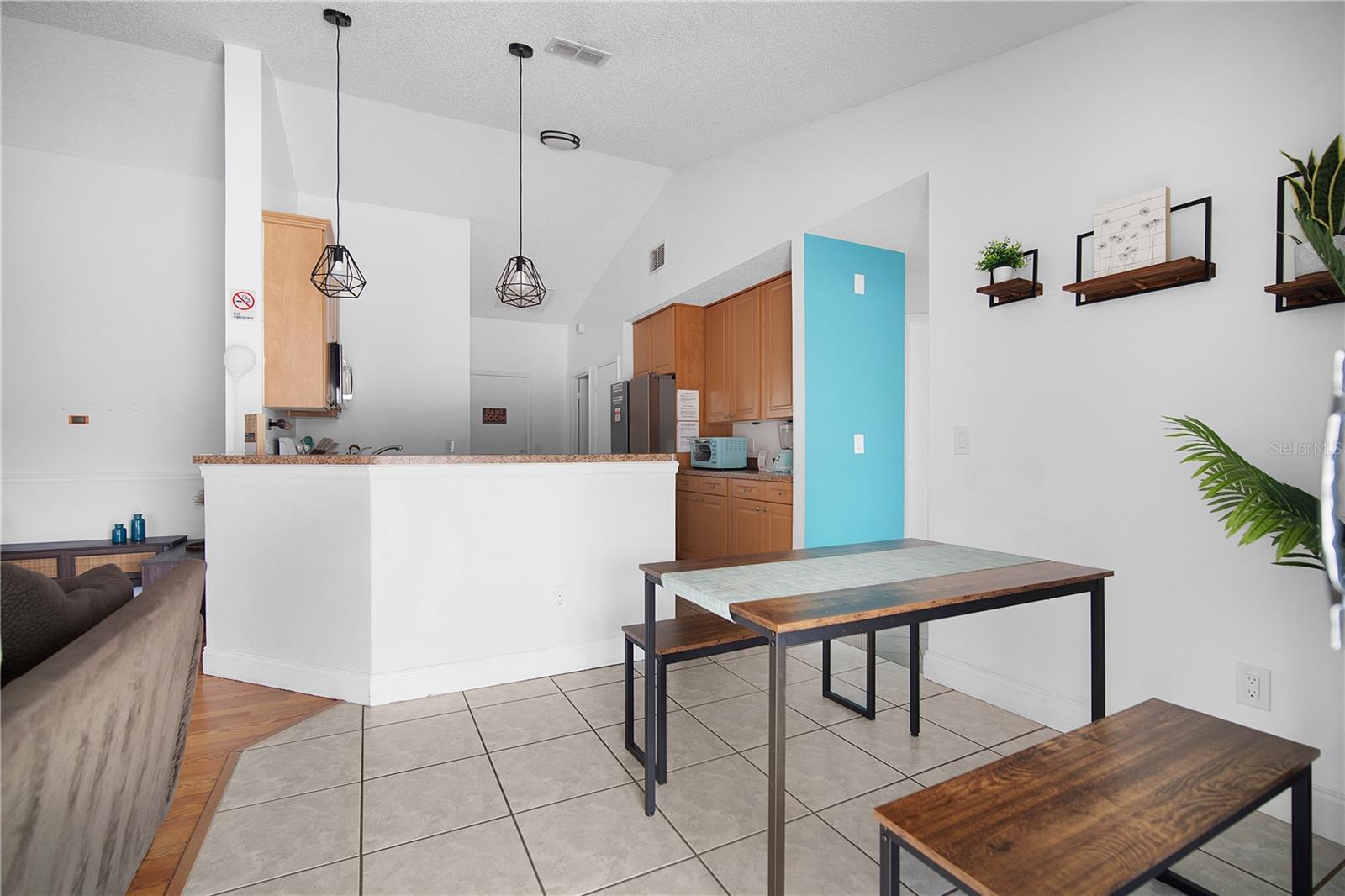 Image 29 of 44 For 1001 Lester Ridge Court