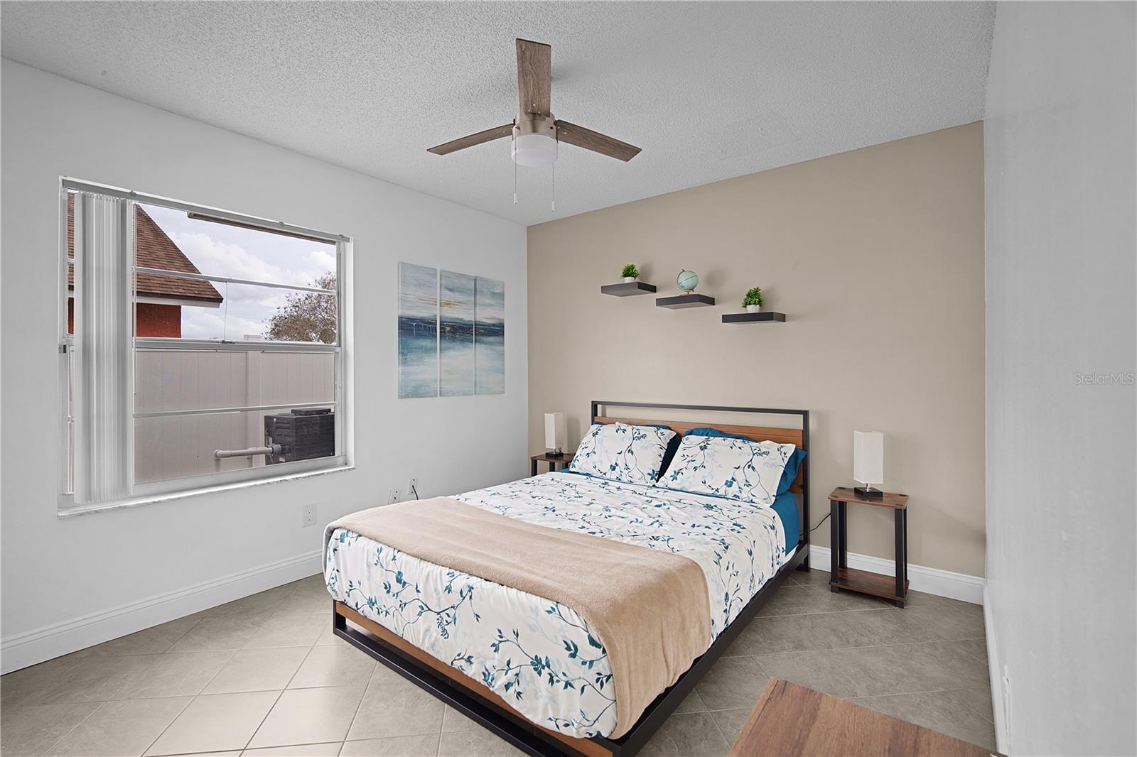 Image 36 of 44 For 1001 Lester Ridge Court