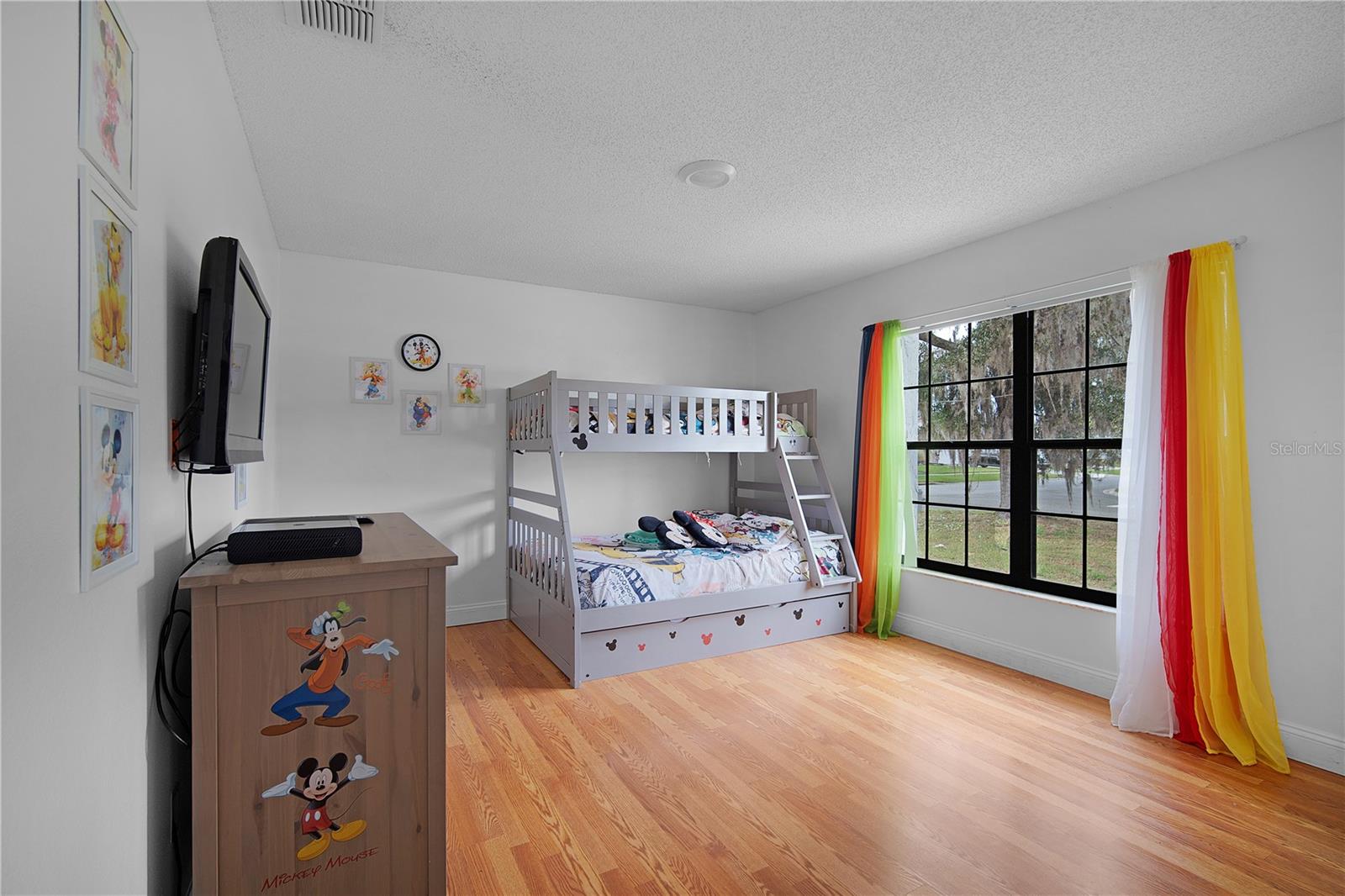 Image 8 of 44 For 1001 Lester Ridge Court