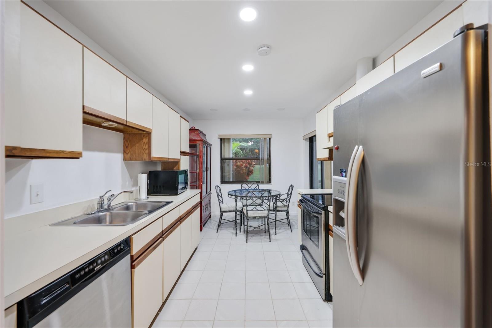 Image 14 of 46 For 61 Ironwood Way N