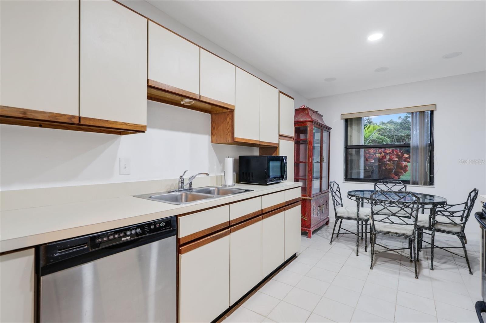 Image 15 of 46 For 61 Ironwood Way N