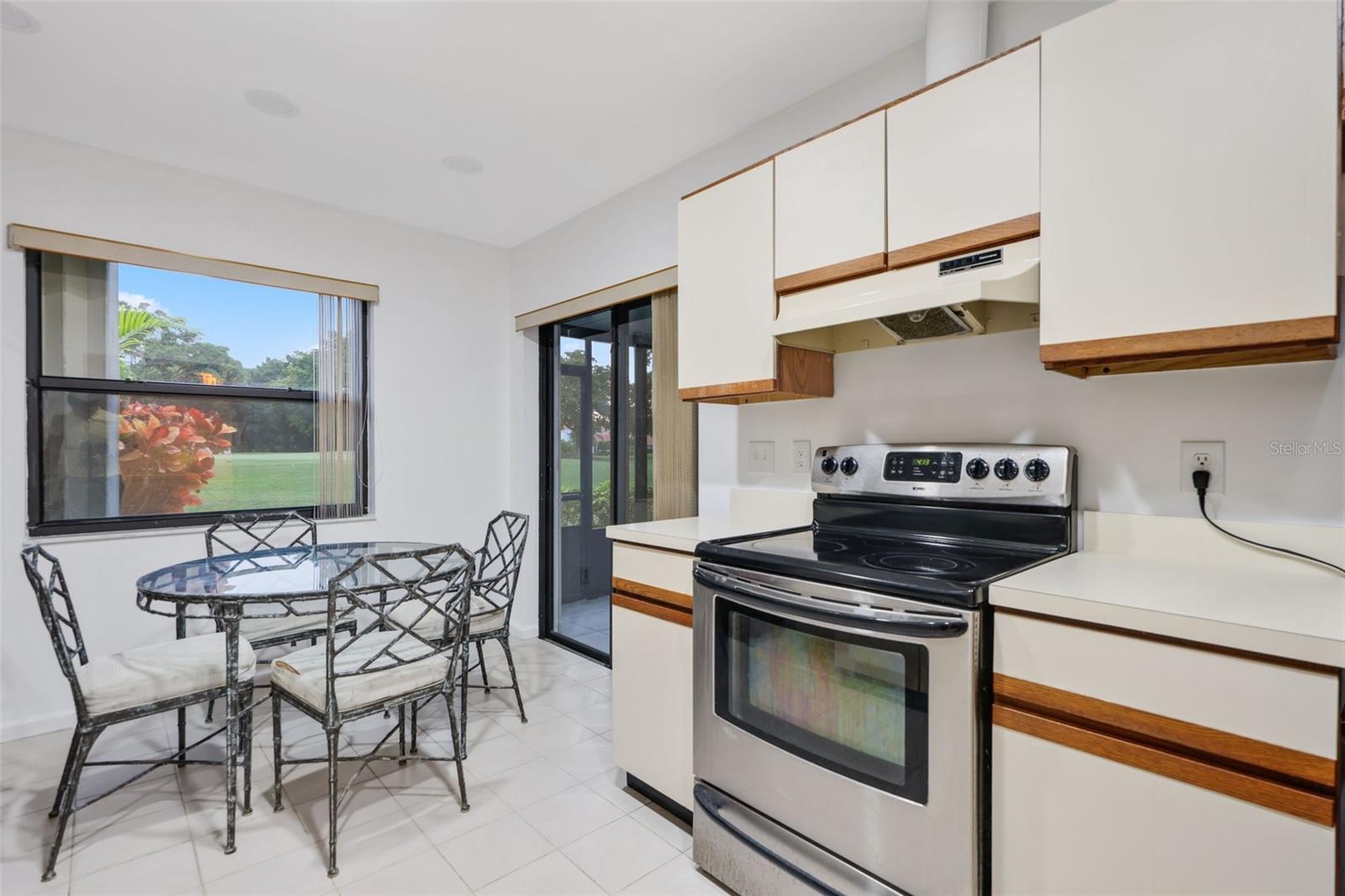 Image 17 of 46 For 61 Ironwood Way N