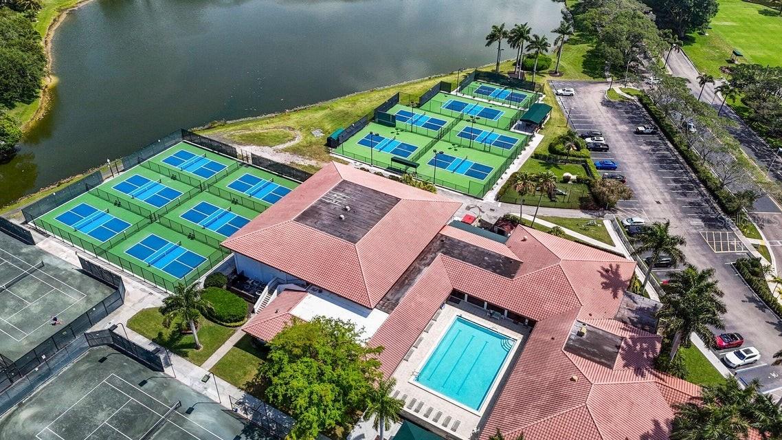 Image 37 of 46 For 61 Ironwood Way N