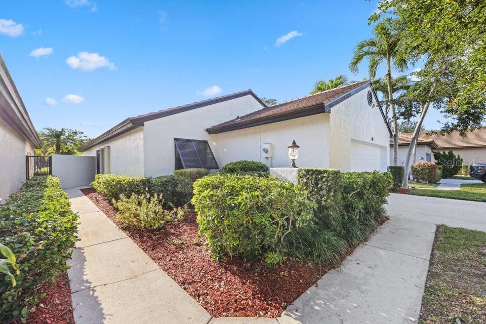 Image 6 of 46 For 61 Ironwood Way N