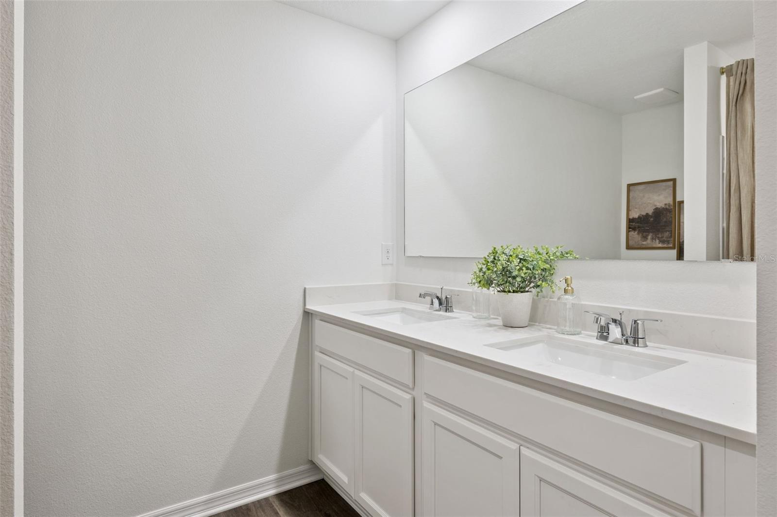 Image 26 of 30 For 4609 Barberry Avenue