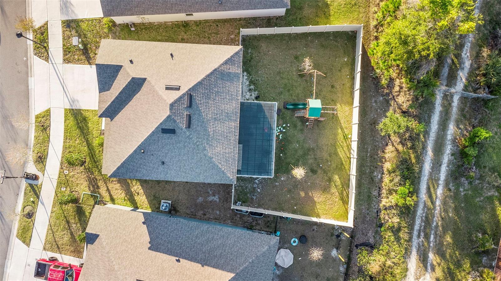 Image 5 of 36 For 821 Amhurst Drive