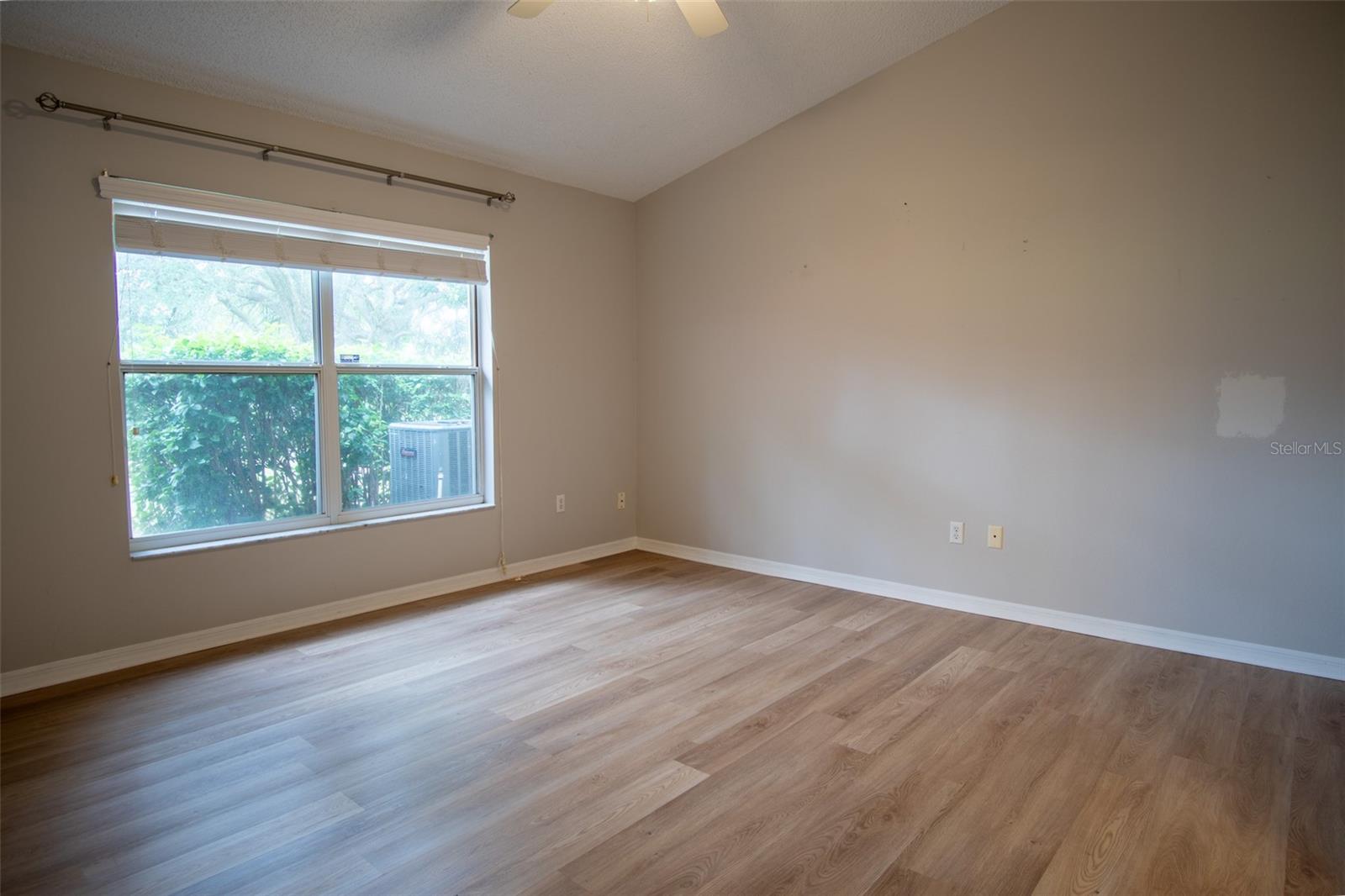 Image 7 of 13 For 2447 Saint Augustine Boulevard