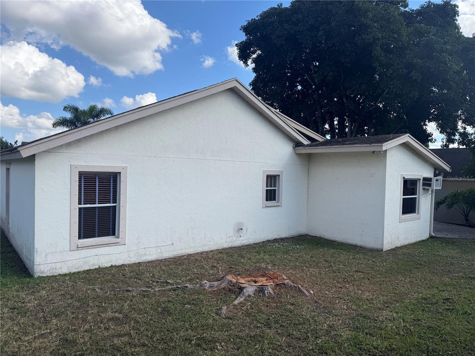 Image 22 of 22 For 13036 Meadowbreeze Drive