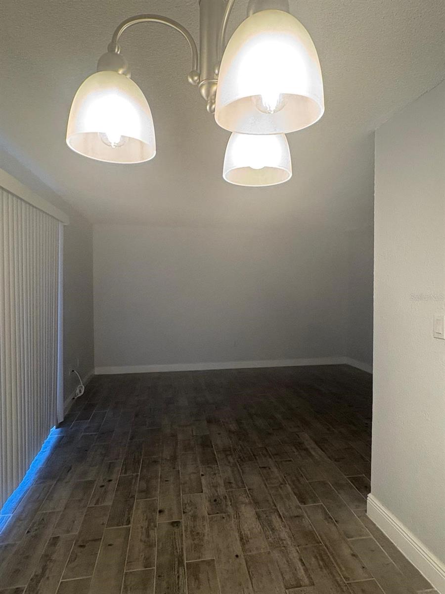 Image 11 of 21 For 4739 Texas Avenue 4739b