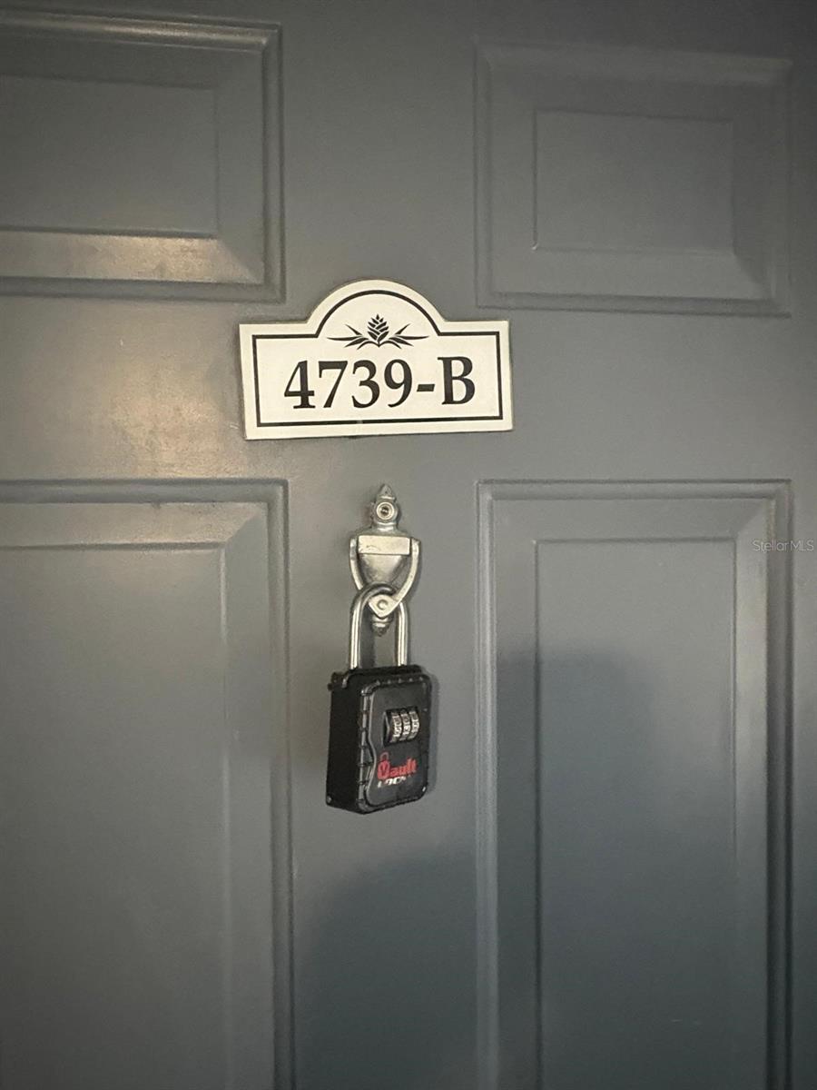 Image 13 of 21 For 4739 Texas Avenue 4739b