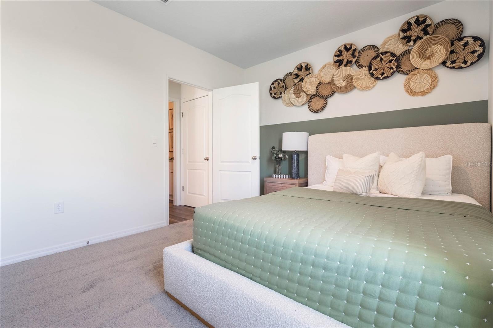 Image 18 of 29 For 4465 Yaupon Holly Way