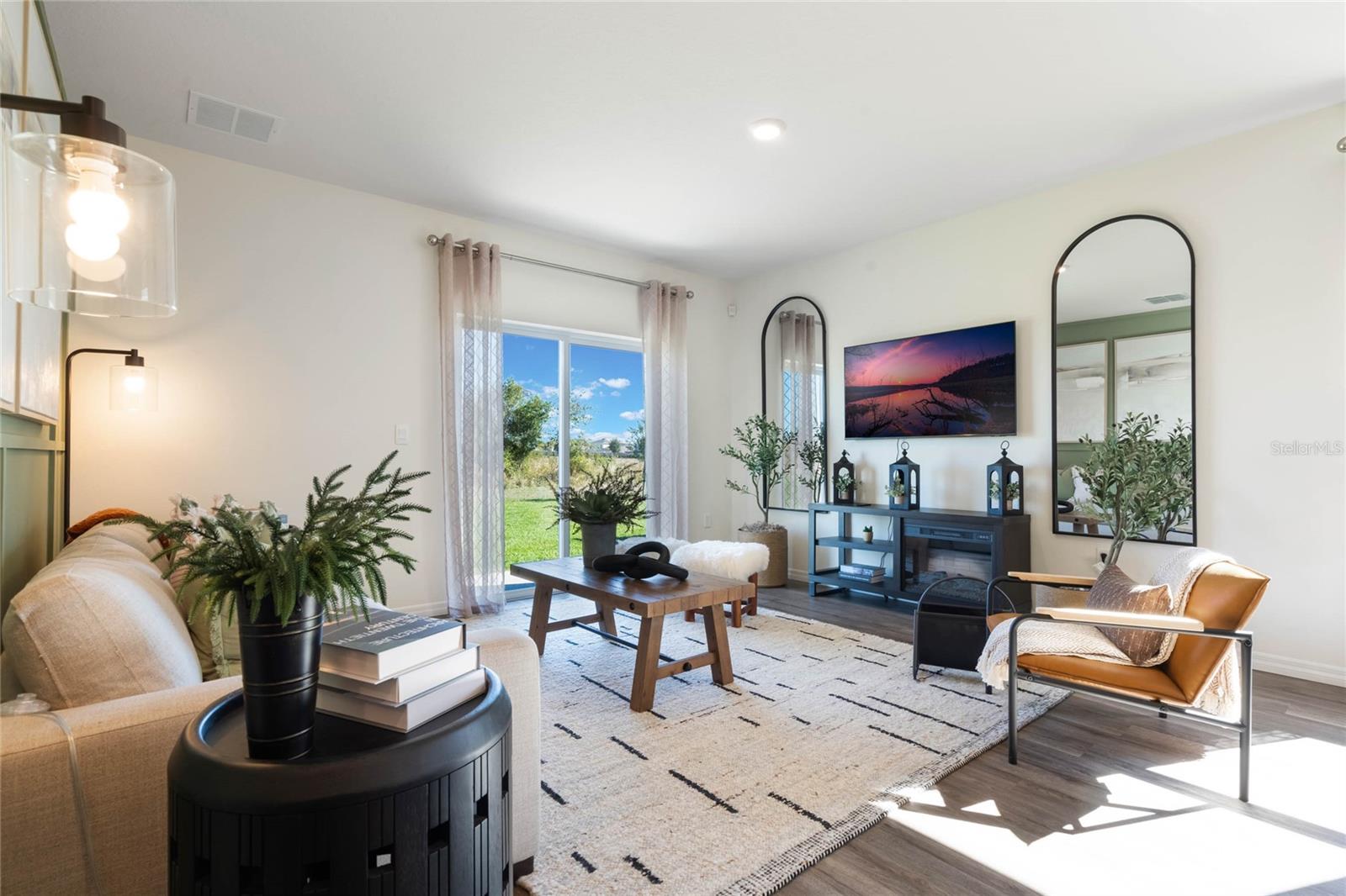 Image 6 of 29 For 4465 Yaupon Holly Way