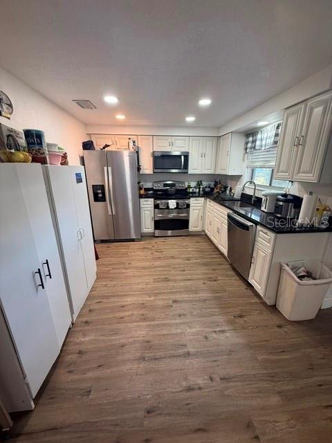 Image 4 of 14 For 2335 Woodside Way