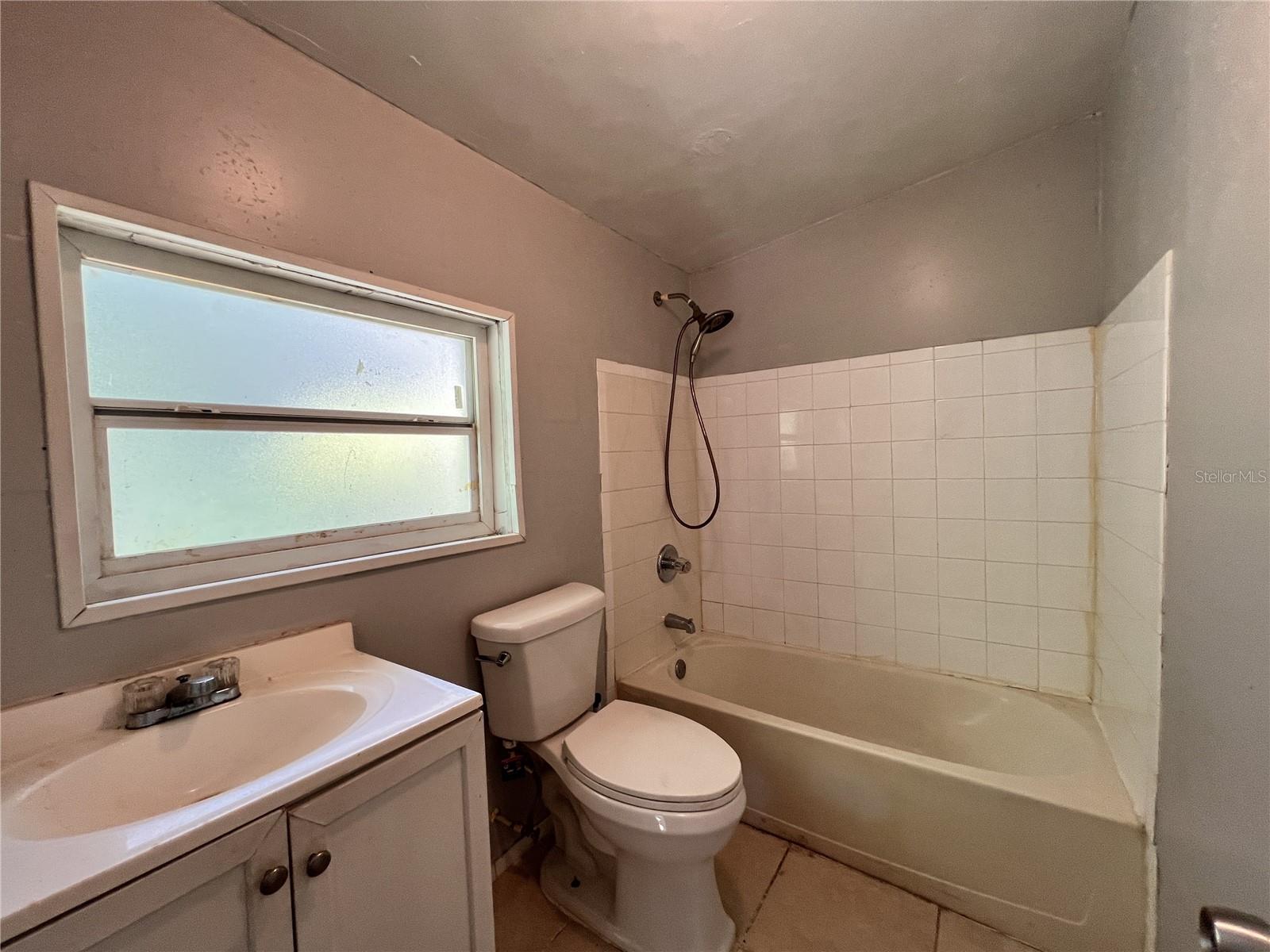 Image 6 of 14 For 420 Rock Pit Road