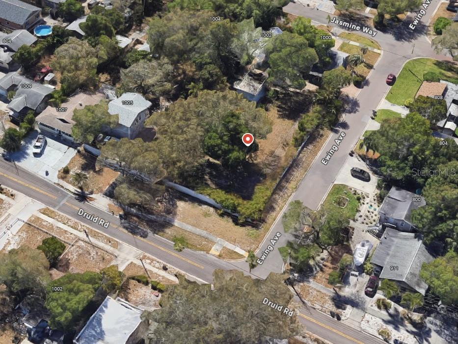 Image 3 of 4 For 1001 Druid Road E