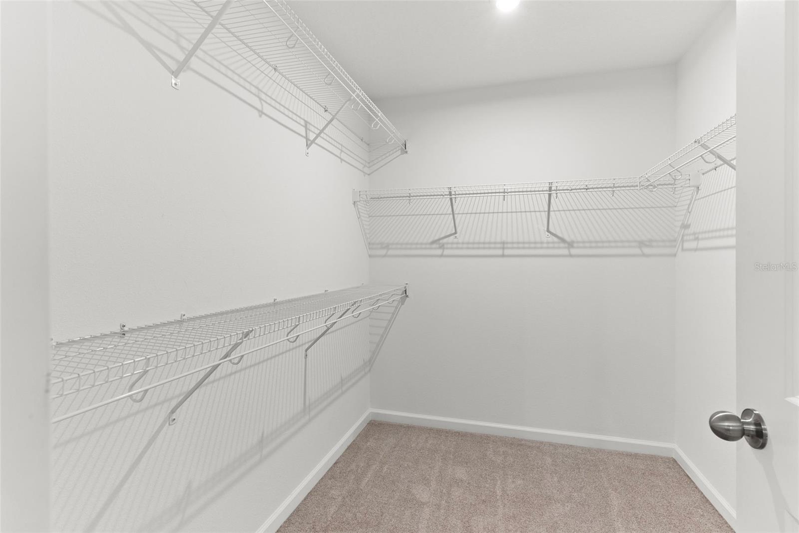 Image 16 of 37 For 11607 Sunsail Avenue